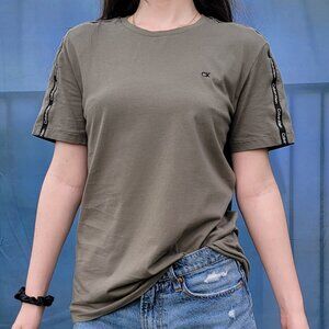Calvin Klein T-Shirt
